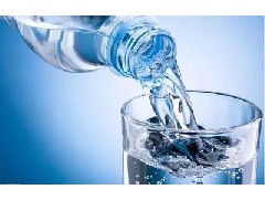 如何鑒別桶裝水質(zhì)量？